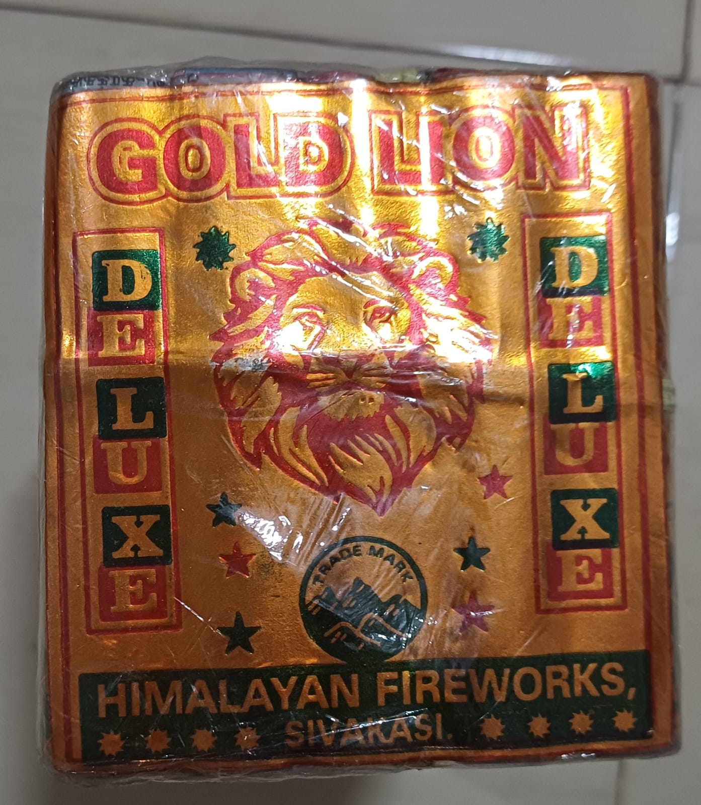 Gold Lion Crackers